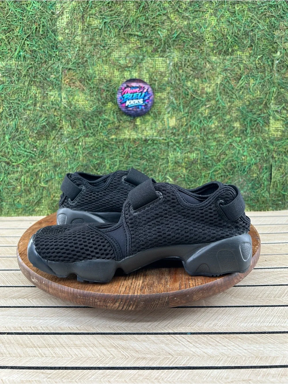Nike air rift